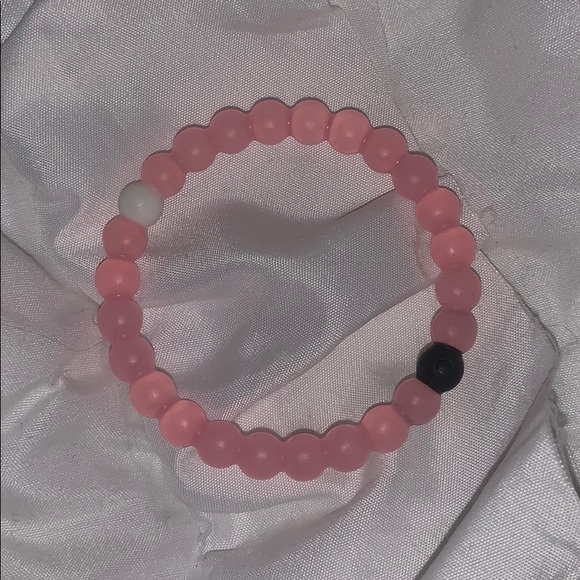 set of 4 Lokai Bracelets (like new, barely worn!) - Picture 5 of 7